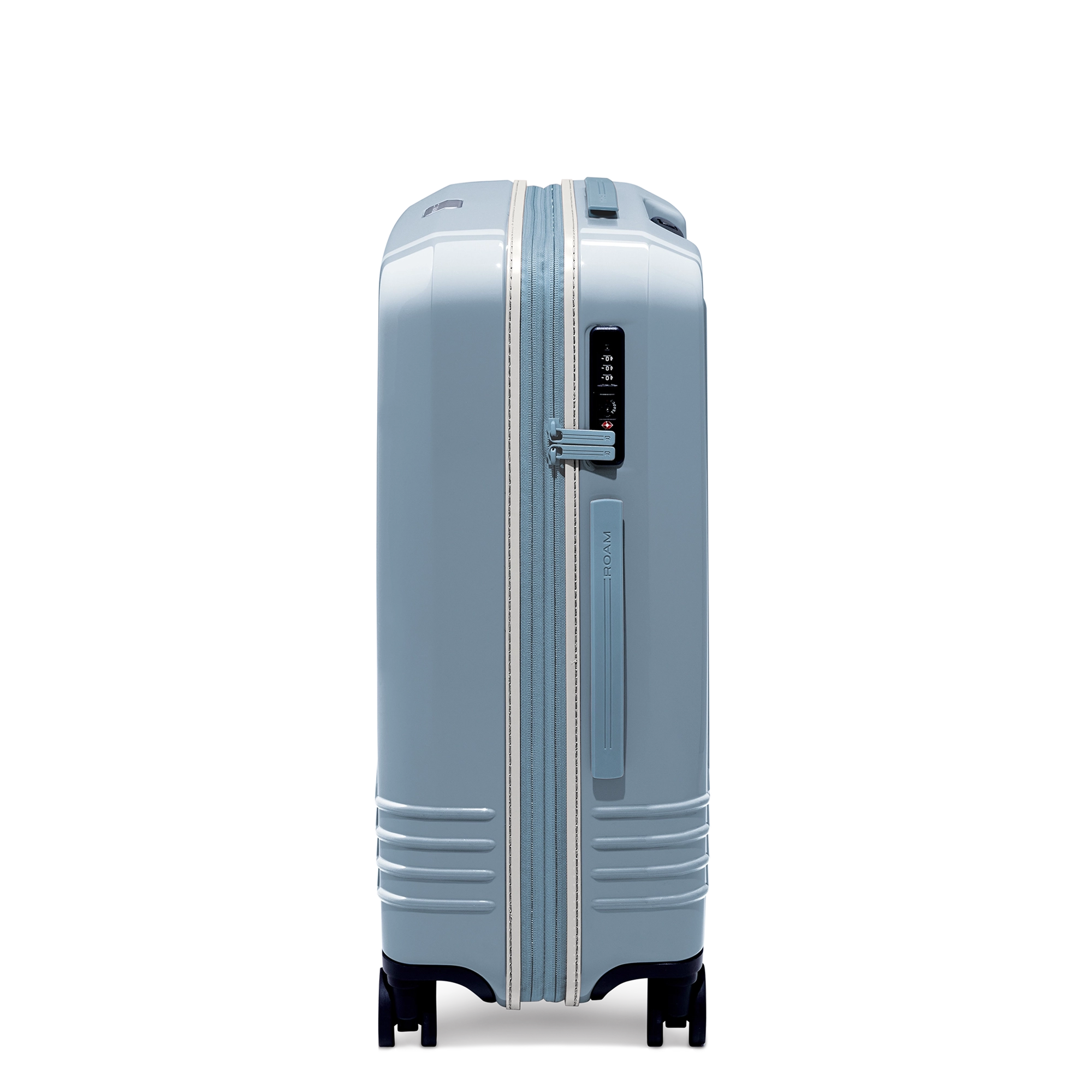 The Roam racing stripe trim and zipper give you a unique symbol of elegance and provides a distinctive signature look.