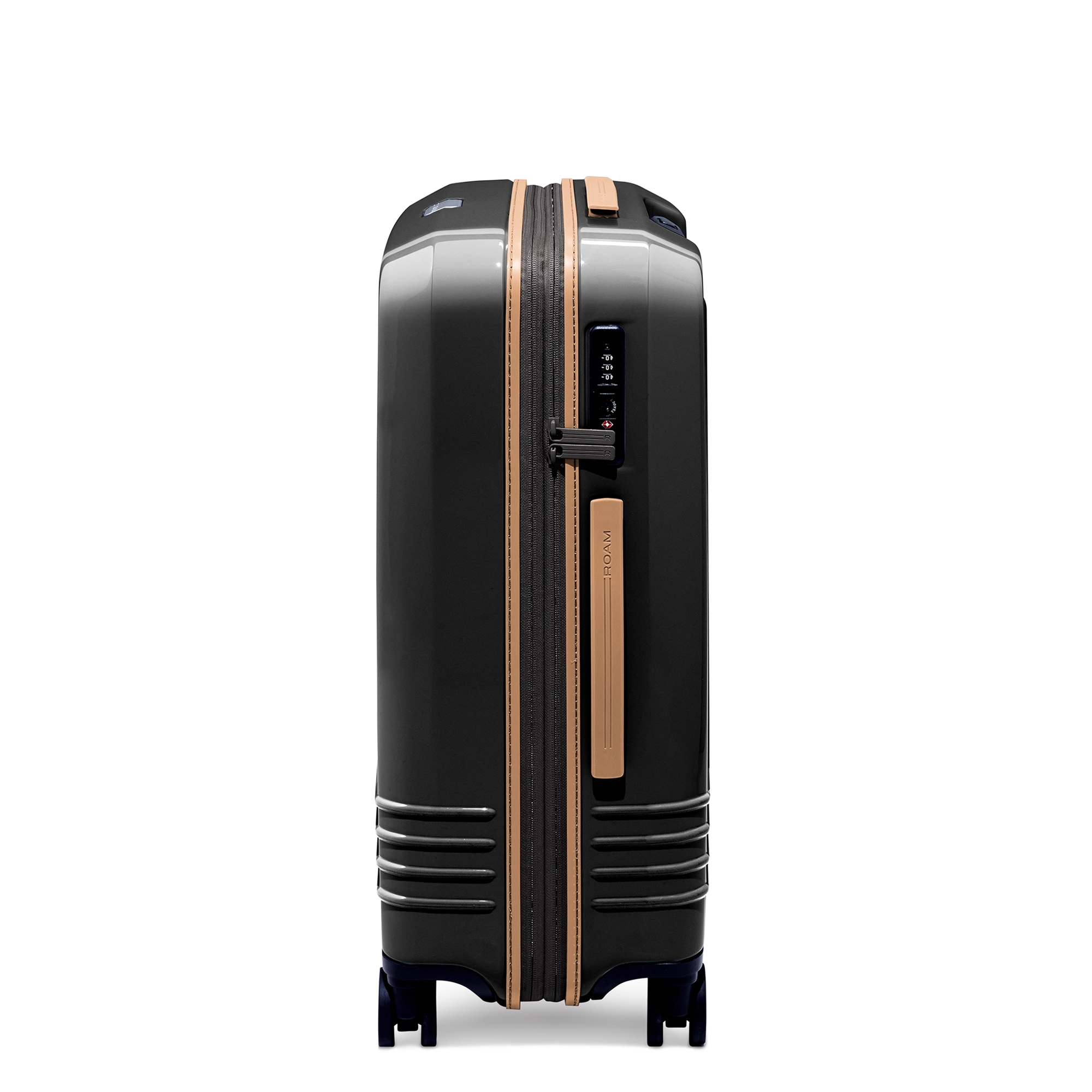 The Roam racing stripe trim and zipper give you a unique symbol of elegance and provides a distinctive signature look.