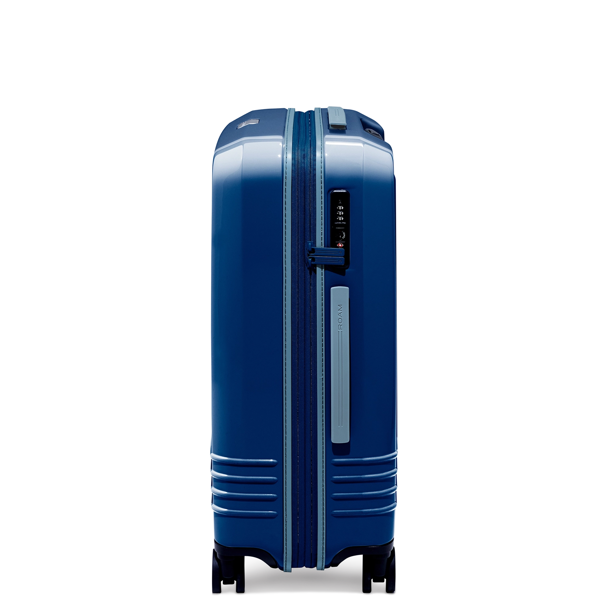 The Roam racing stripe trim and zipper give you a unique symbol of elegance and provides a distinctive signature look.