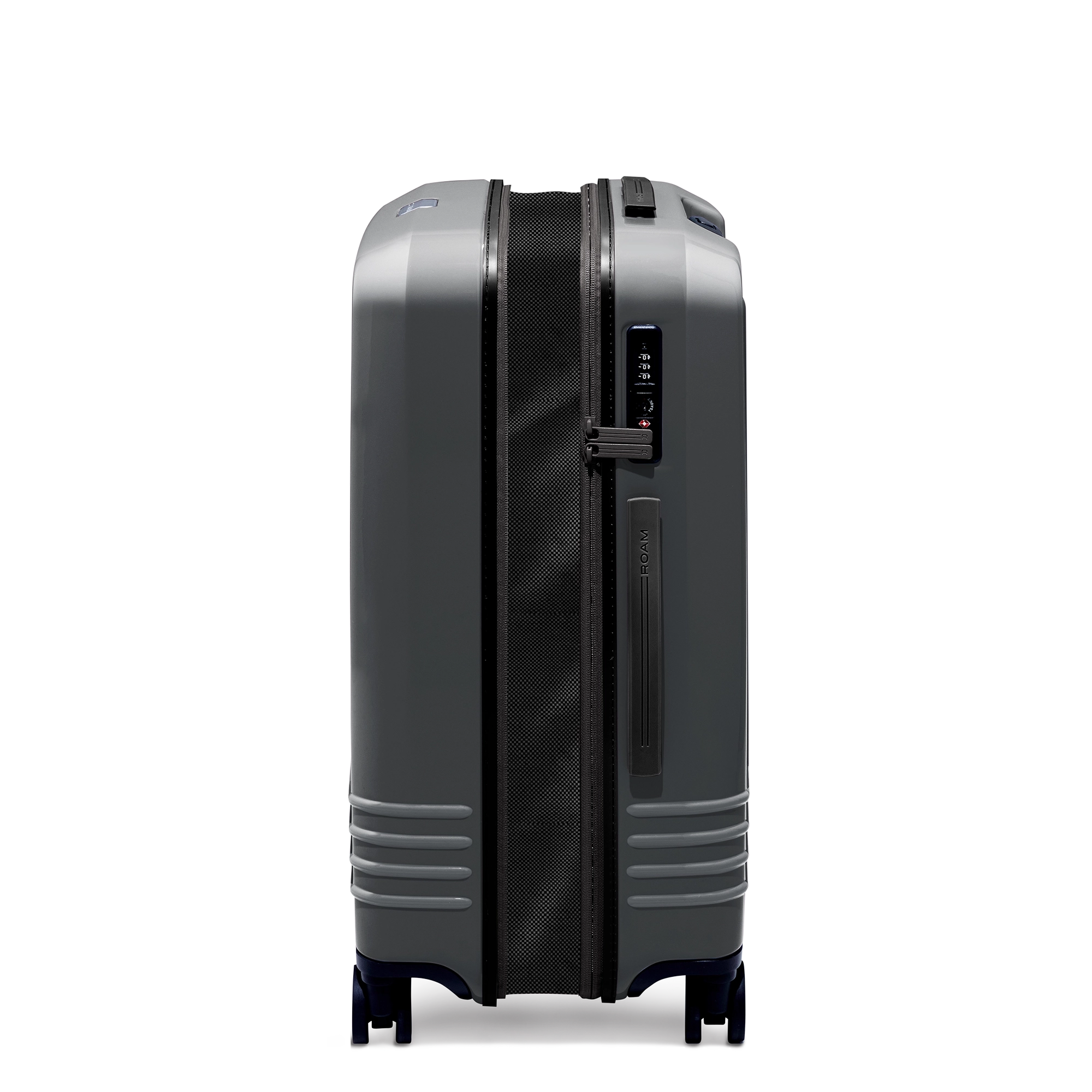 Expandable feature provides up to 34% more packing capacity – pack more for an extended stay.