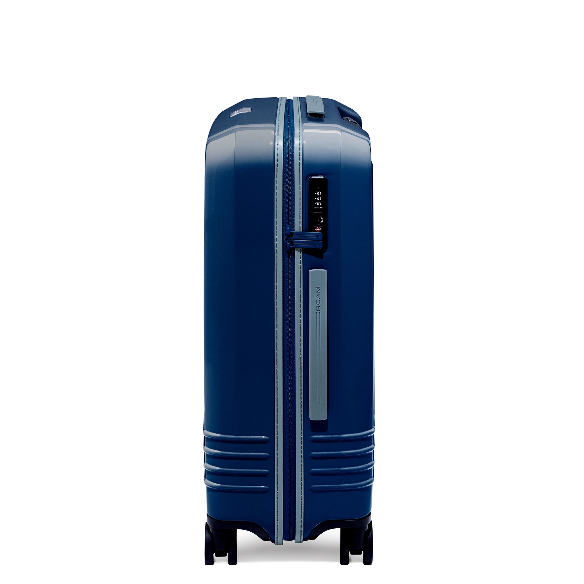 The Roam racing stripe trim and zipper give you a unique symbol of elegance and provides a distinctive signature look.