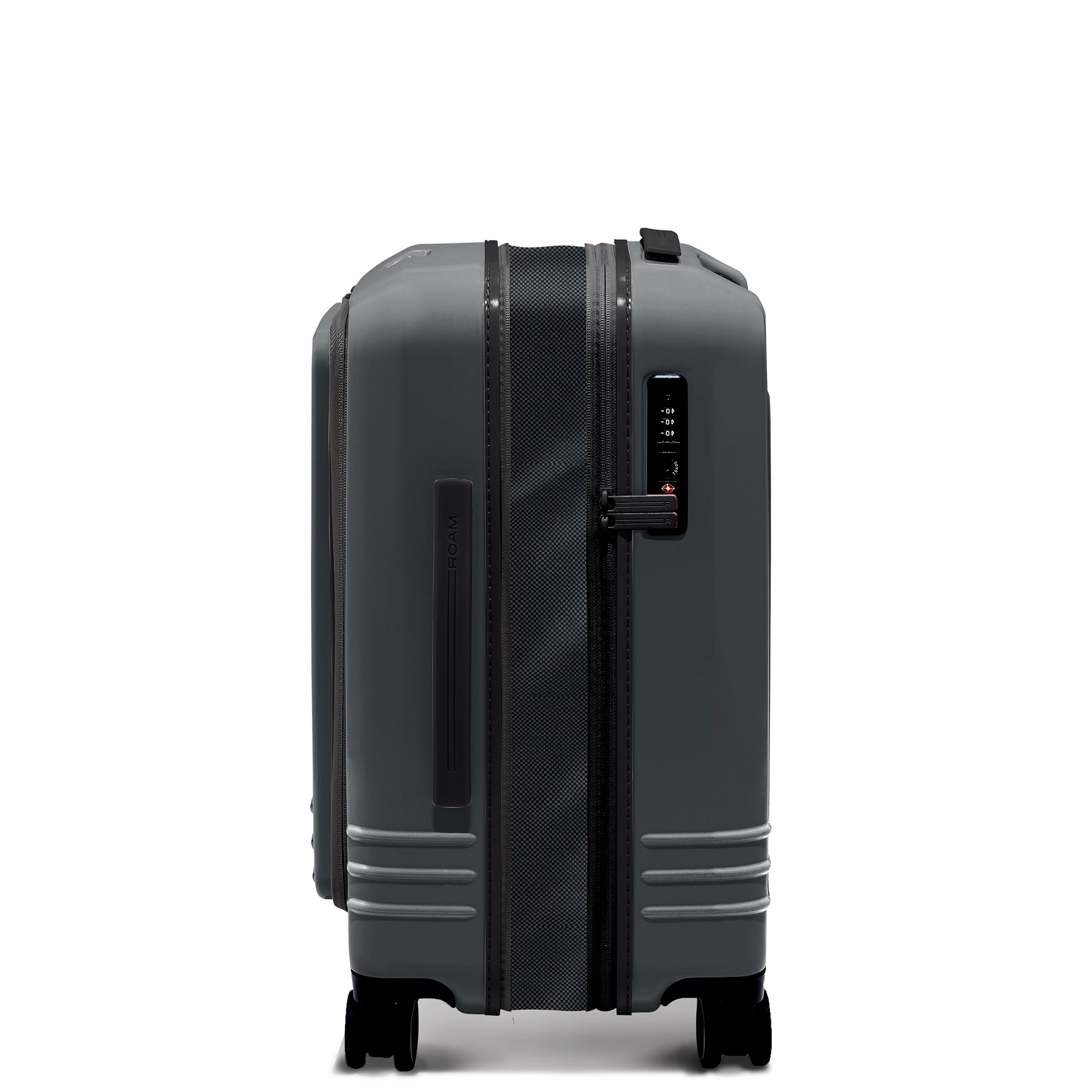 Expandable feature provides up to 31% more packing capacity – pack more for an extended stay.
