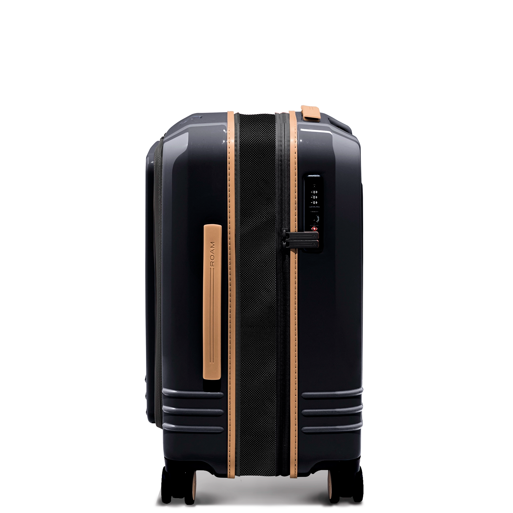 Expandable feature provides up to 31% more packing capacity – pack more for an extended stay.