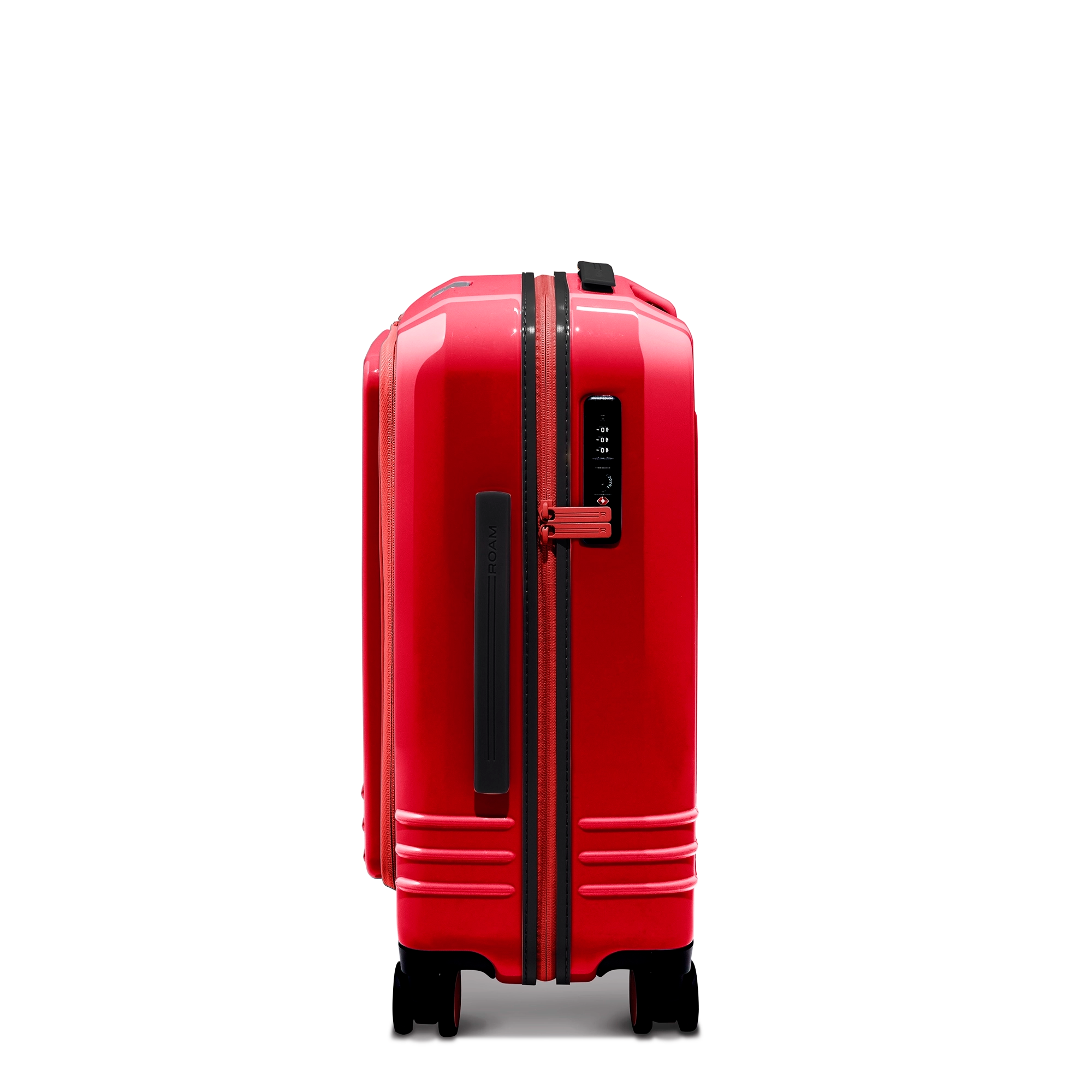 The Roam racing stripe trim and zipper give you a unique symbol of elegance and provides a distinctive signature look.