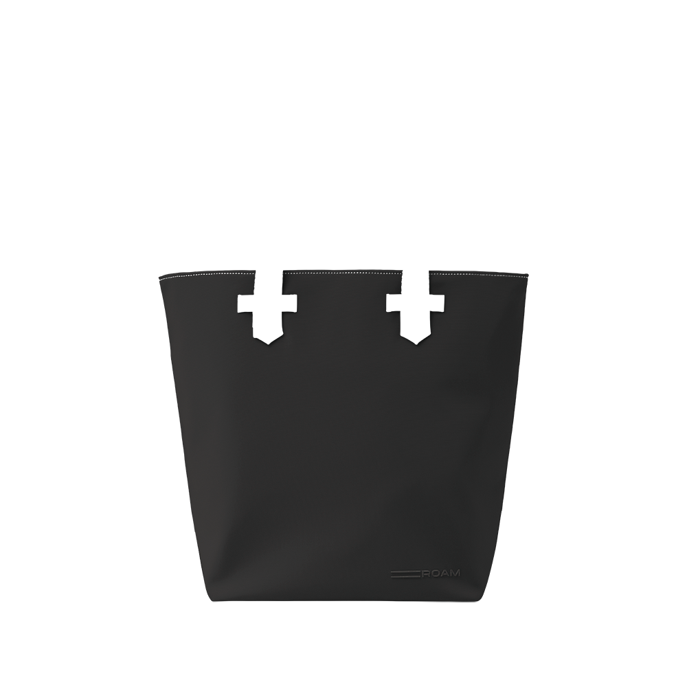 tote shop front in kyoto black